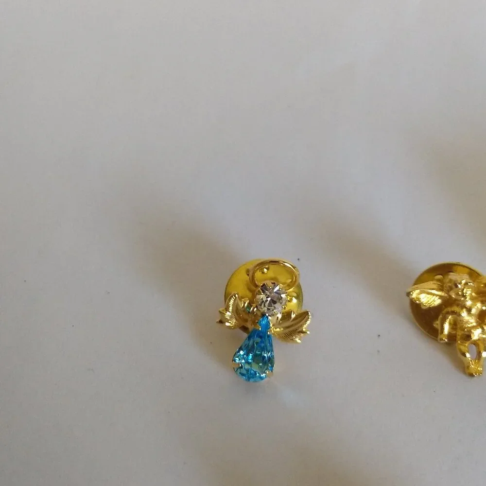 Pin Lot 6 Holiday Winter Angels Music Note Clover Gold & Silver Tones Hallmark